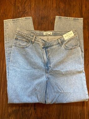 Abercrombie & Fitch Light Blue Straight Leg Women’s Jeans